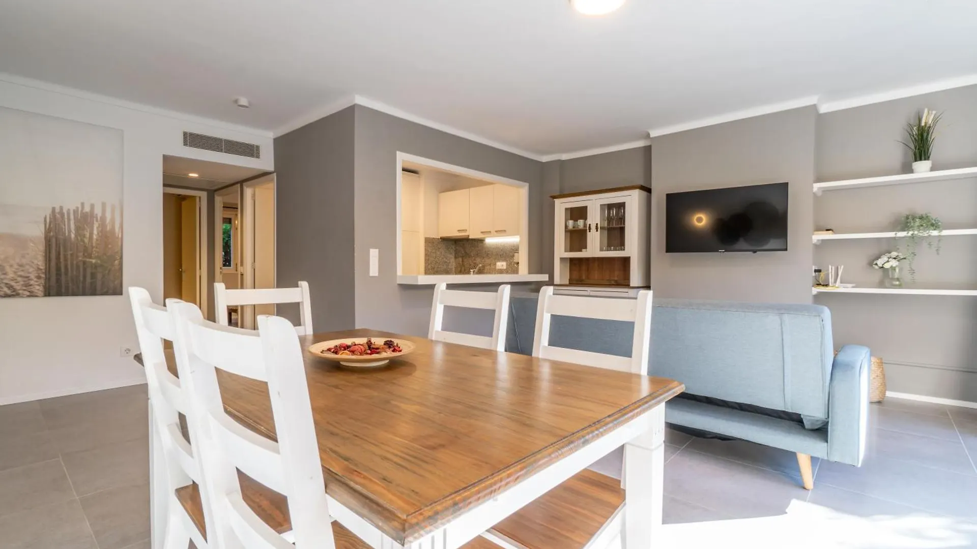 Ponent Cala Ratjada Apartments D  كالا راتخاذا
