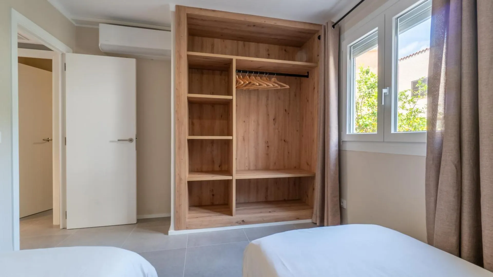 Ponent Cala Ratjada Apartments D