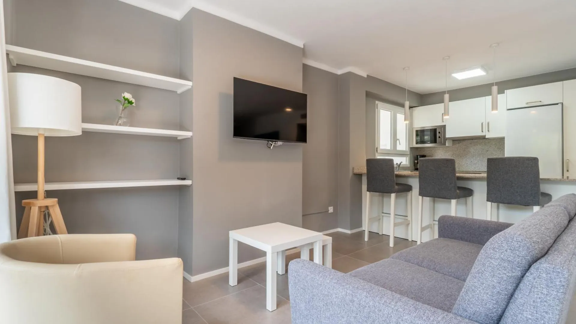 Ponent Cala Ratjada Apartments D